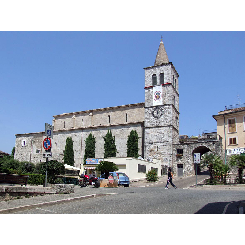 Source caption: "Chiesa di Santa Maria Assunta a Amaseno FR"