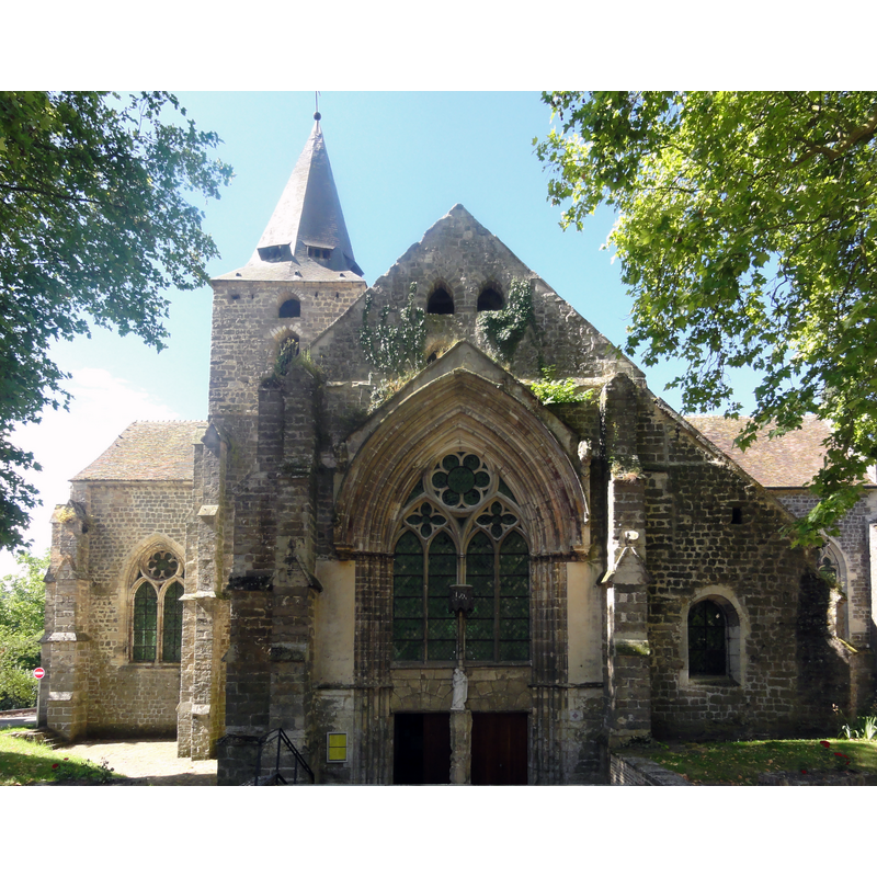 Source caption: "Montaigu (Aisne) Église Saint-Jean-Baptiste" [NB: other sources identify the church as "Eglise paroissiale Saint-Pierre-et-Saint-Paul"]