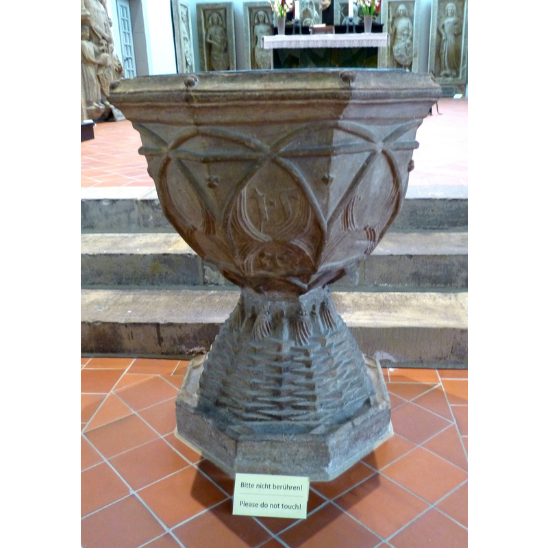 Source caption: "Eisenach ( Thüringen ). Pfarrkirche St. Georgen - Gotischer Taufstein ( 1503 )"