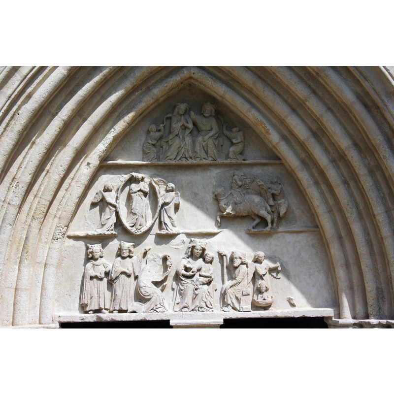 Source caption: " katholische Kirche Notre-Dame in Crécy-la-Chapelle"
