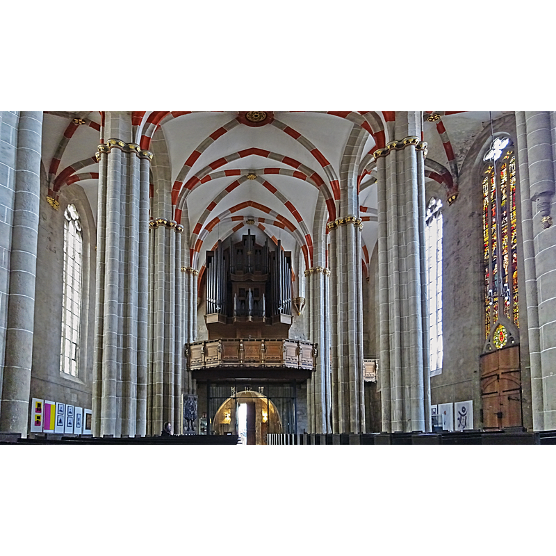 Source caption: "Blick zur Orgelempore in der Divi-Blasii-Kirche (Mühlhausen, Thüringen)"