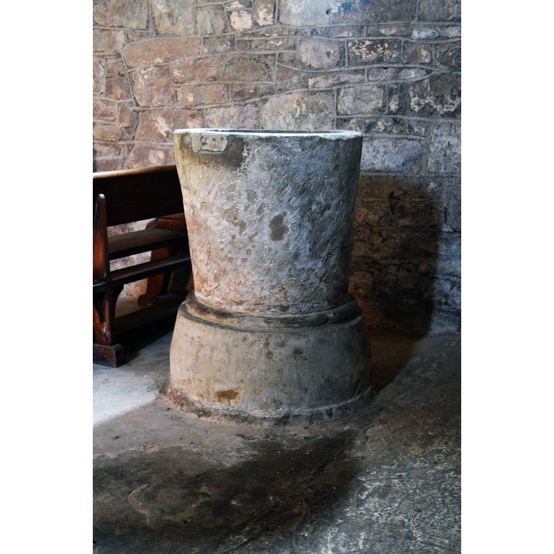 Source caption: "St Mary, Wormsley. The plain late 12th century font."