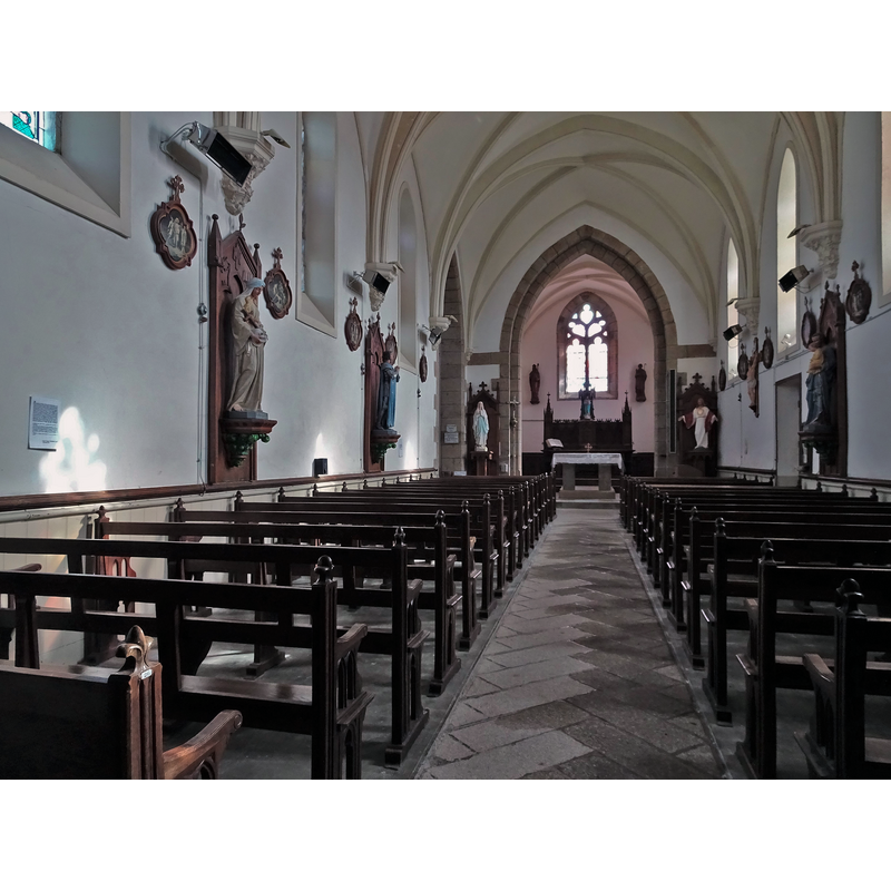 Source caption: "Champeaux, Manche. Intérieur de l'église Saint-Vigor."