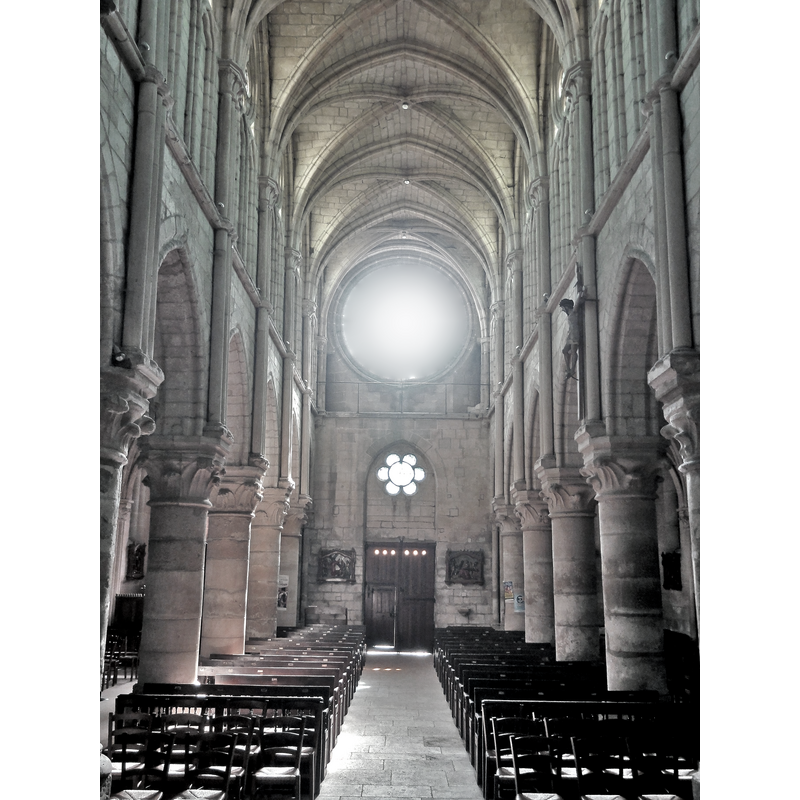 Source caption: "Champagne-sur-Oise (95), église N.D. de l'Assomption, nef, vue vers l'ouest" [NB: the main circular window has been edited/darkened]