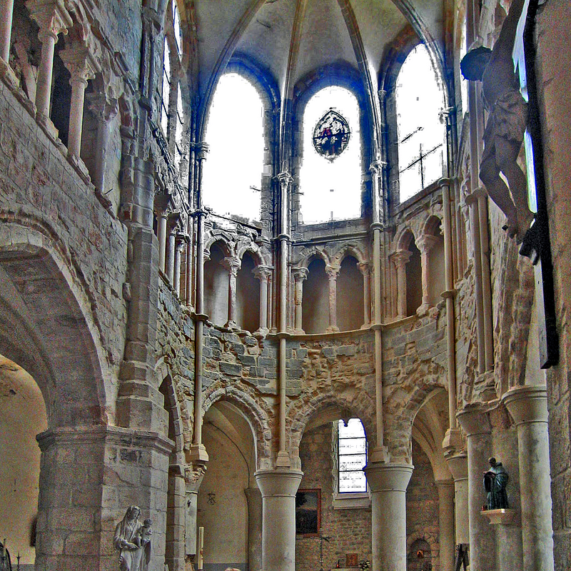 Source caption: "Champcueil-Notre-Dame-choeur-est"