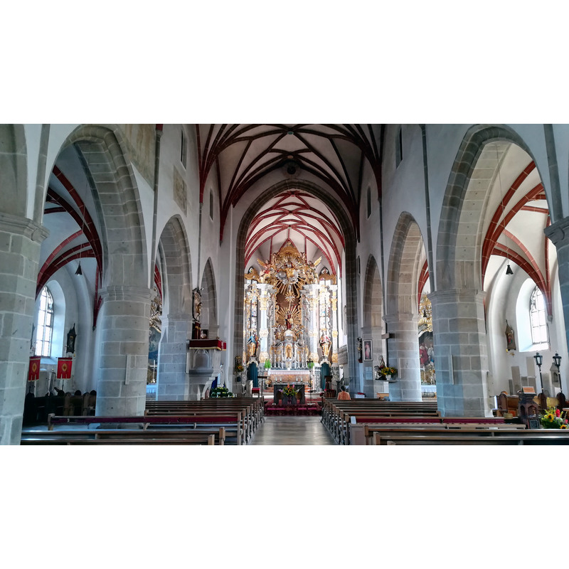 Source caption: "Die katholische Pfarrkirche Mariä Himmelfahrt ist ein denkmalgeschütztes Kirchengebäude in Chammünster."