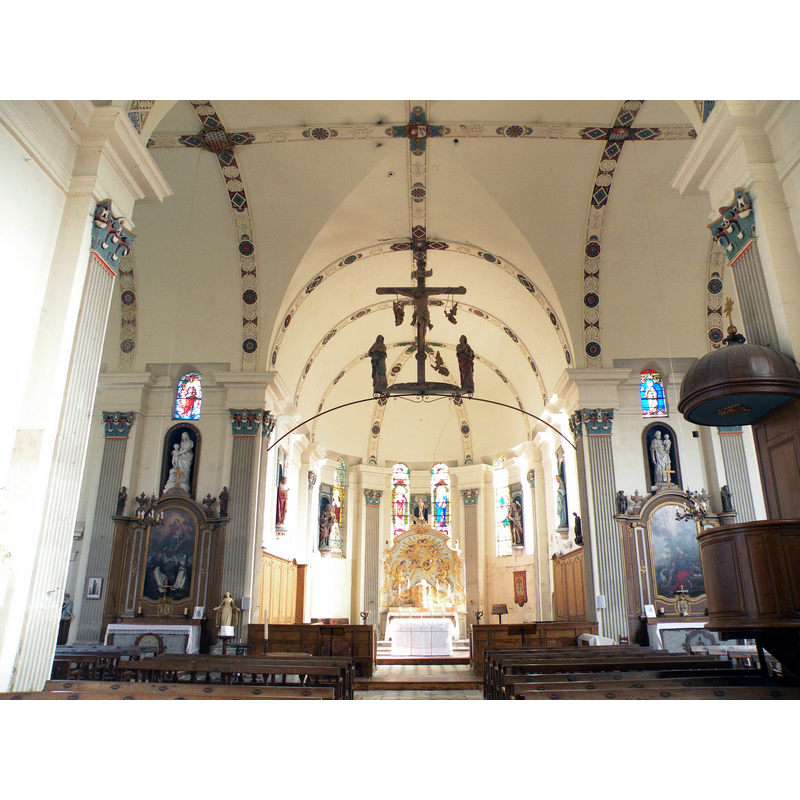 Source caption: "Intérieur de l'église Saint-Pierre et Saint-Paul de Jouy-sous-Thelle"