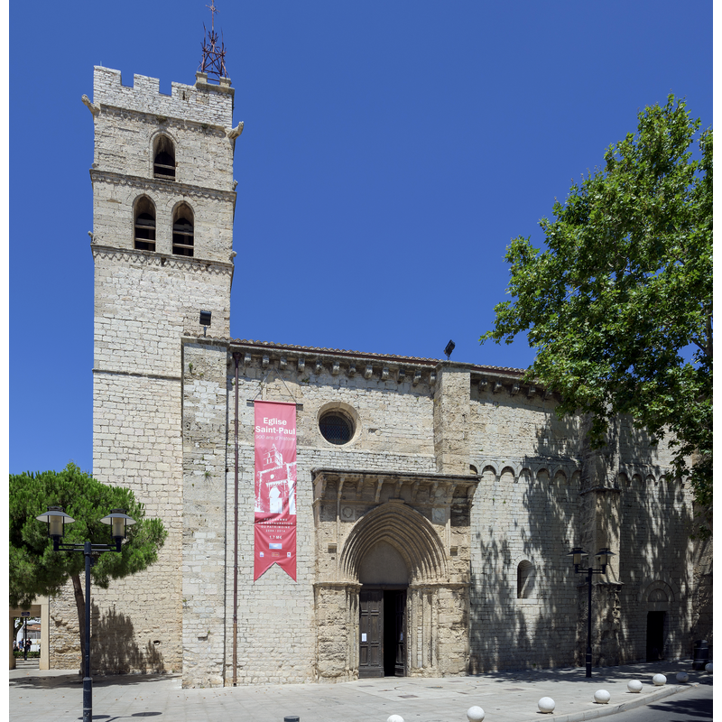 Source caption: "Église Saint-Paul de Frontignan. Frontignan, Hérault, France."