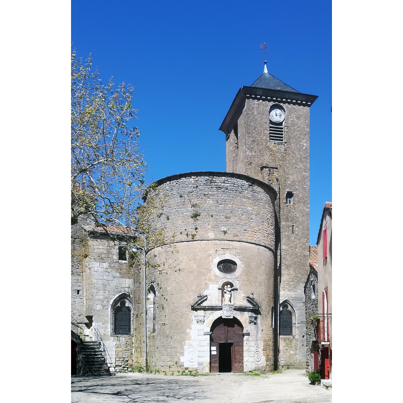 Source caption: "L'Église Sainte-Eulalie à Sainte-Eulalie-de-Cernon, dite église templière" -- Thérèse Gaigé [https://commons.wikimedia.org/wiki/File:Église_de_Sainte-Eulalie-de-Cernon_(12)_-_02.jpg] [accessed 6 October 2023] writes: "église Sainte-Eulalie. Cette façade arrondie sur laquelle se trouve le portail d'entrée était autrefois le chevet de l'église. Le chevet fut percé par le commandeur Jean de Bernuy Villeneuve en 1641 (Aveyron, France)"