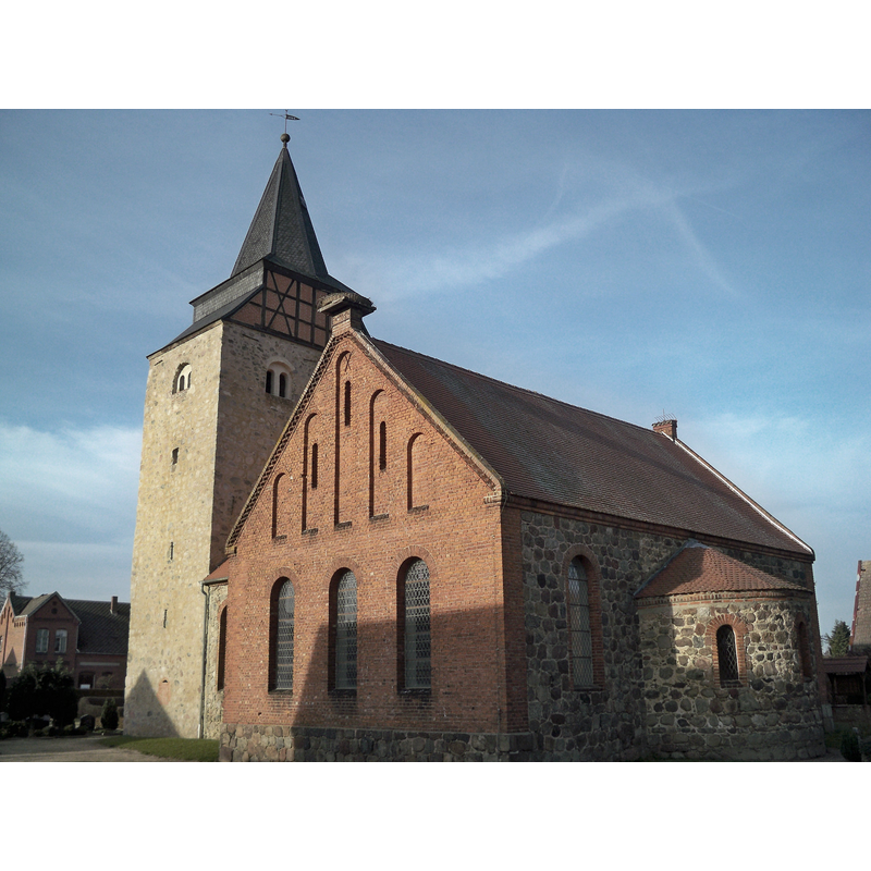 Source caption: "Rohrberg, Sachsen-Anhalt, Dorfkirche von Südosten"
