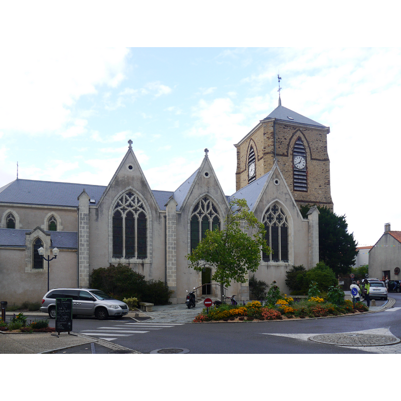 Source caption: "L'église Notre-Dame-de l'Assomption."