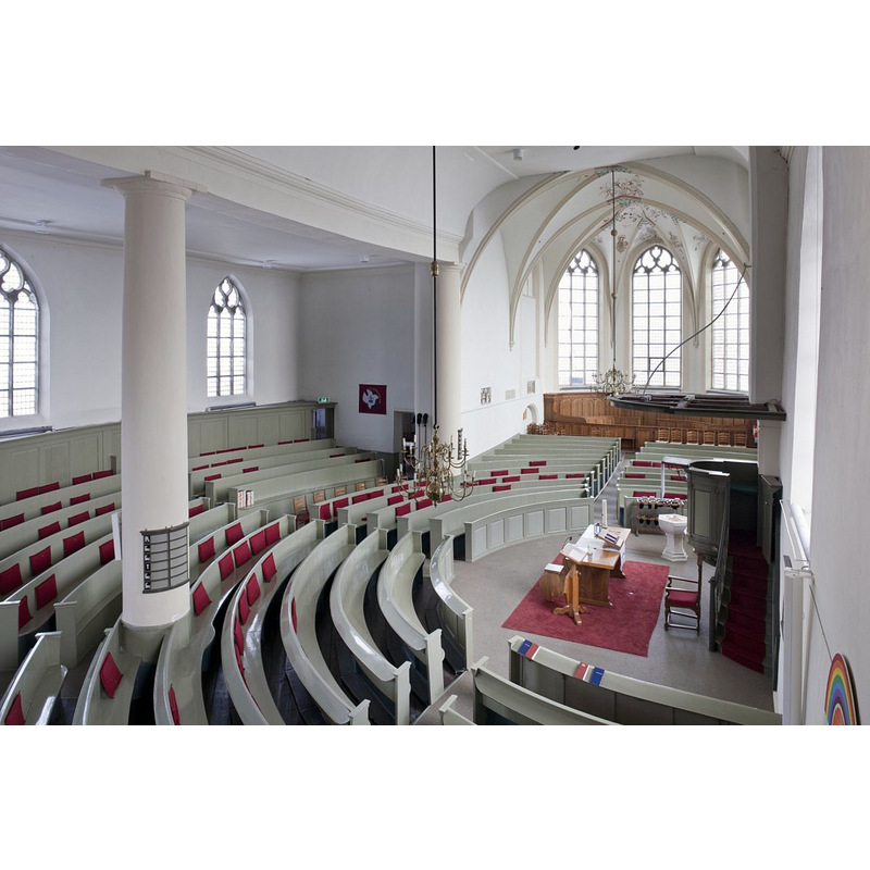 Source caption: "Sint Anthonius kerk: Interieur, overzicht bankenplan, gezien vanaf het orgelbalkon"