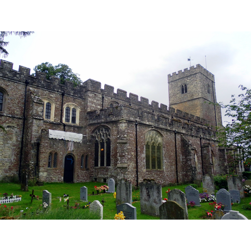 Source caption: "St James the Great's Church, Church Walk, East Malling, Borough of Tonbridge and Malling, Kent, England. The ancient parish church of East Malling."