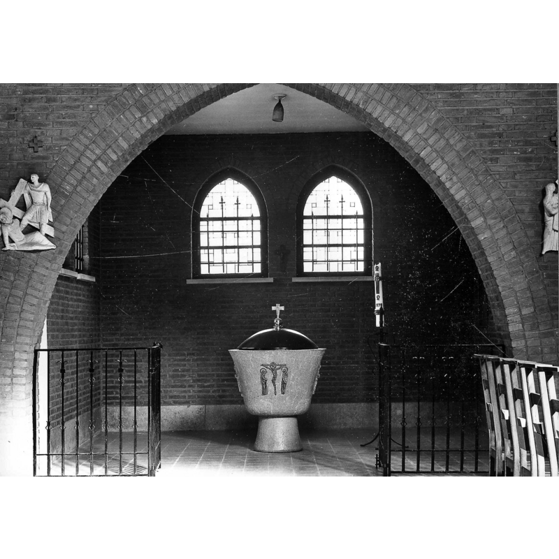 Source caption: "doopvont [...] Kerk Sint-Lambertus [Kwaadmechelen]"