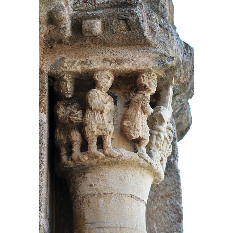 showing the Magi on the left, carrying their gifts to the Madonna and Child on the right
