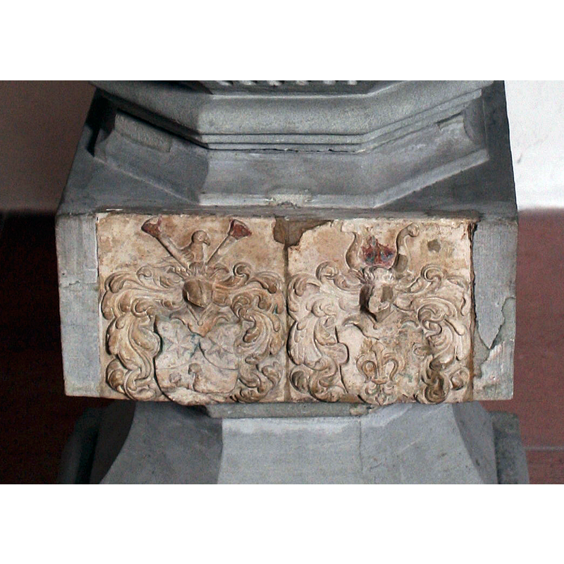 tiles applied to the base of the font, at the front