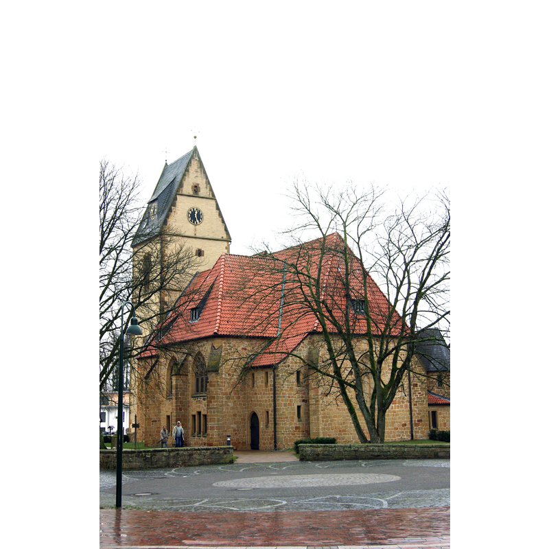 Source caption: "Evangelische Dorfkirche in Steinhagen, Westfalen, Deutschland. 1334 wurde Steinhagen von der Pfarre Dornberg unabhängig und es entstand diese Kirche. 1450 - 1460 erweitert (Altar), 1693 wurde das Taufbecken aufgestellt. 1901 Erweiterung der Kirche (Seitenschiffe, Altarraum, Sakristei). 2000 wurden vier neue Bronzeglocken angeschafft."