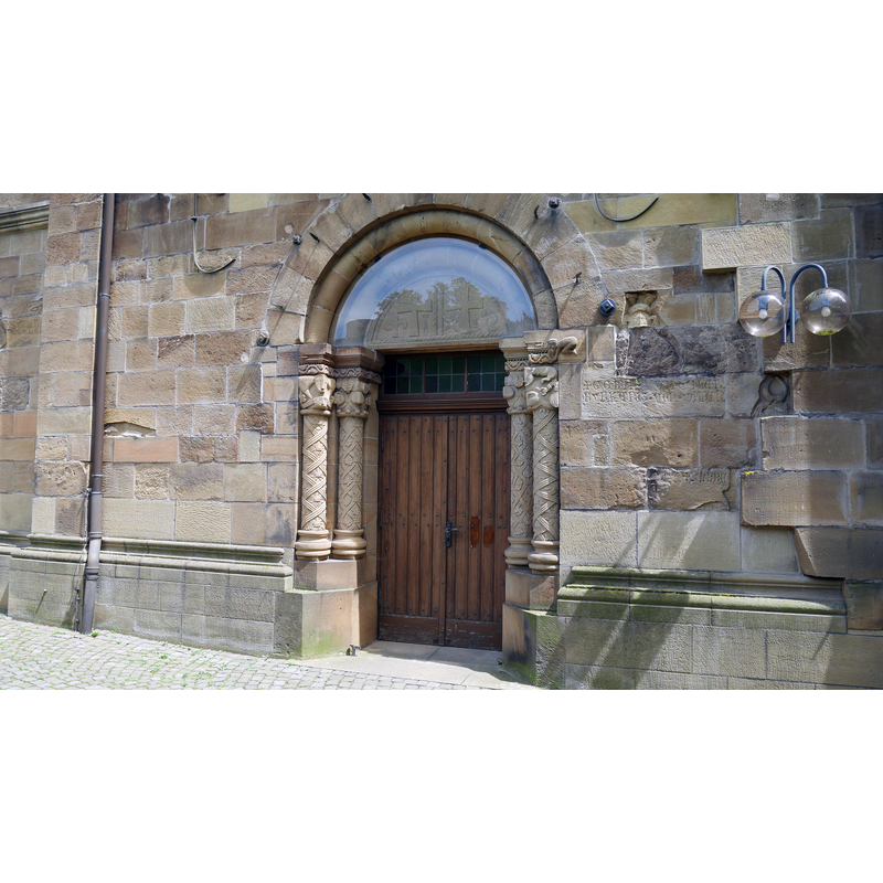 Source caption: "Johanneskirche Weinsberg Portal"