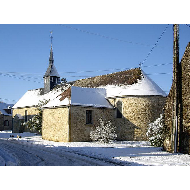 Source caption: "La rue du Bréau et l'église en décembre 2010."