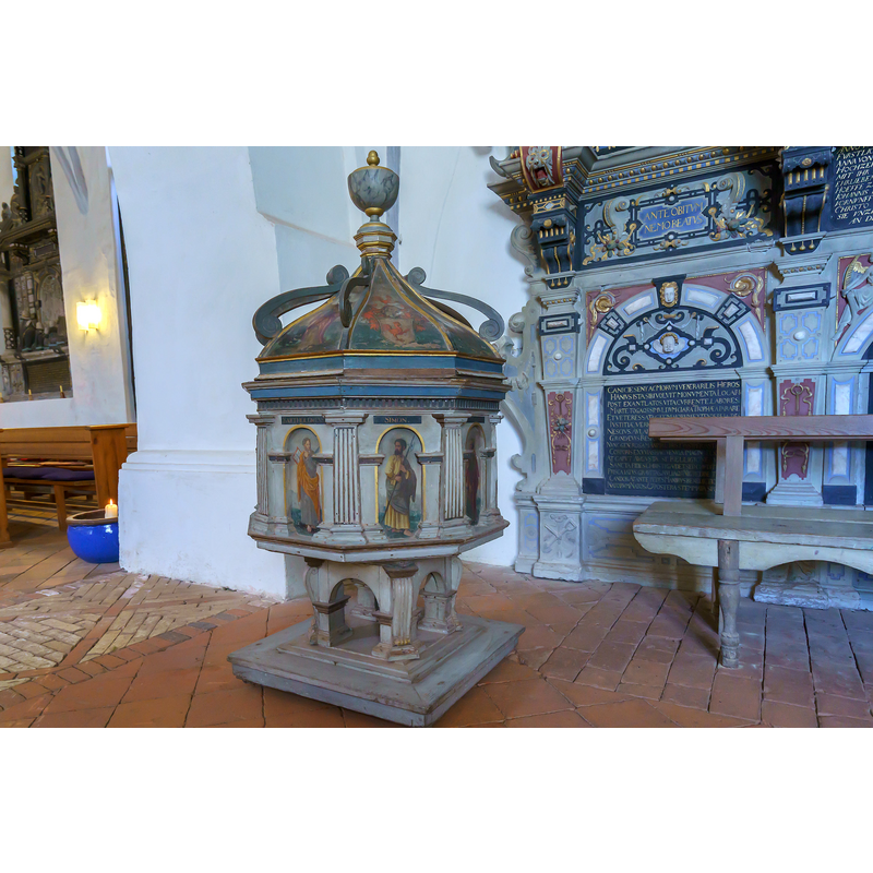 Source caption: "Kirche Basedow, Taufe"