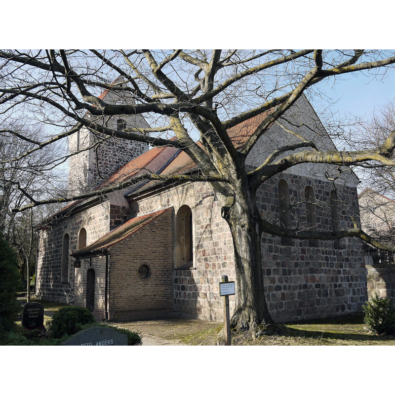 Source caption: "Berlin-Mahlsdorf, Alte Pfarrkirche"