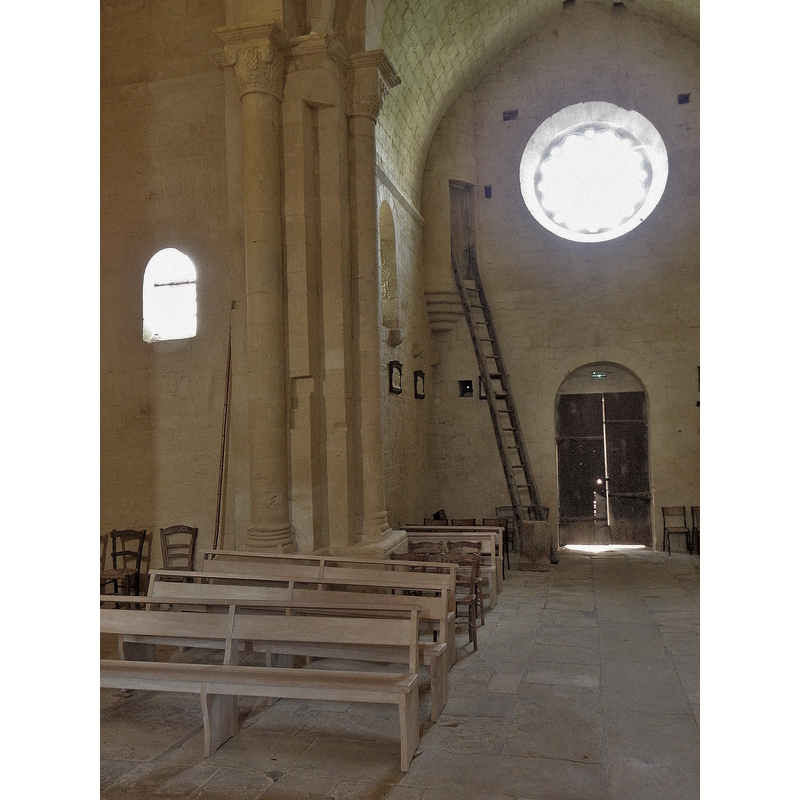 Source caption: "Église Notre-Dame de Biron (24)."
