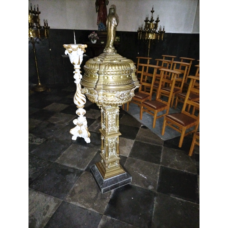 showng the change made to the font cover