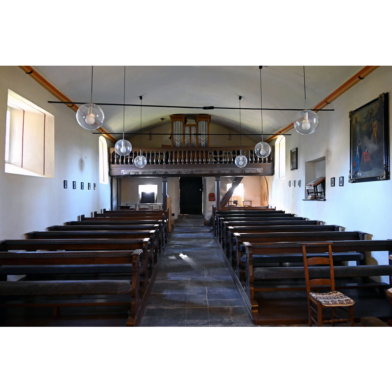 Source caption: "St. Bartholomäus (Wiesenbach), Innenraum mit Blick zur Orgelempore"
