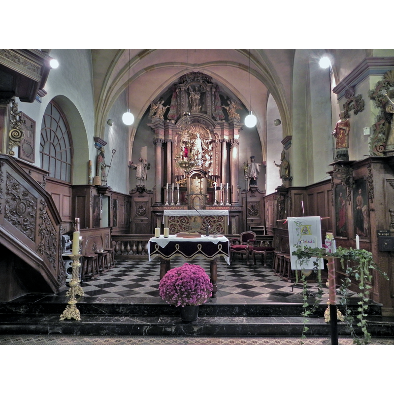 Source caption: "Choeur de l'église de Tintigny"