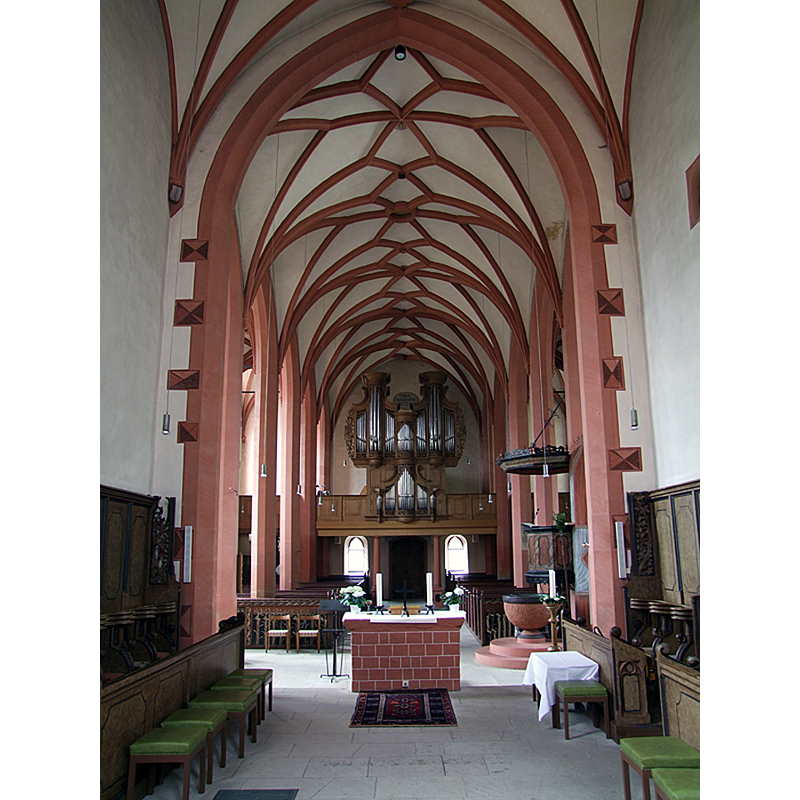 Source caption: "Simultankirche Bechtolsheim, Blick vom Chor ins Langhaus" -- showing the font on the right, by the pulpit