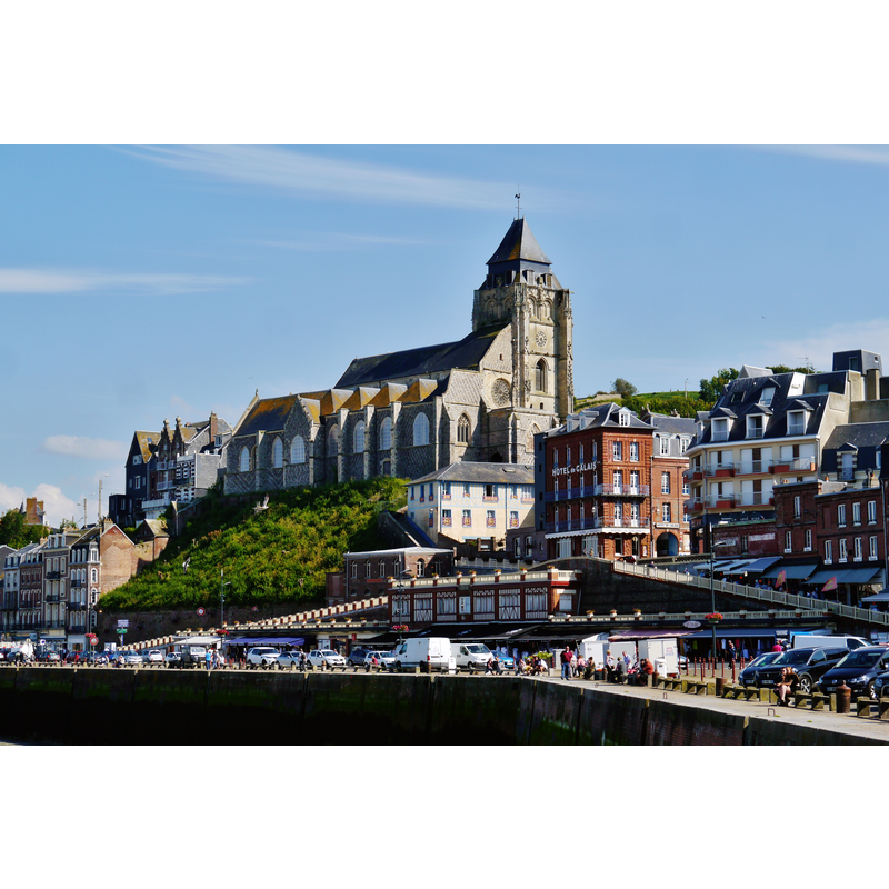 Nordseite der Kirche St. Jakobus, Le Tréport, Département Seine-Maritime, Region Normandie (ehemals Ober-Normandie), Frankreich