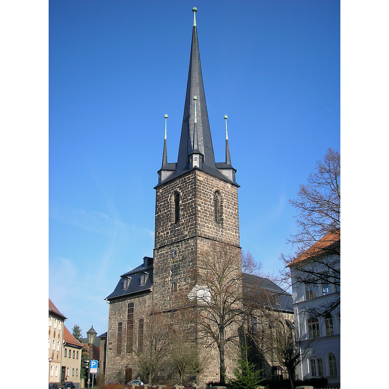 Source caption: "Die Stadtkirche von Kahla (Thüringen)."