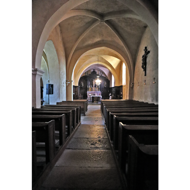 Source caption: "Intérieur de l'église Notre-Dame de l'Assomption à Mercurey"
