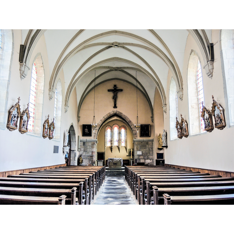 Source caption: "Nef de l'église de Corre"