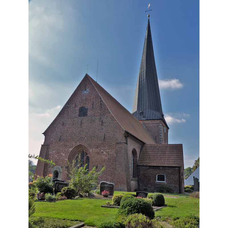 Source caption: "Dorfkirche in Sandstedt von Ostnordosten"