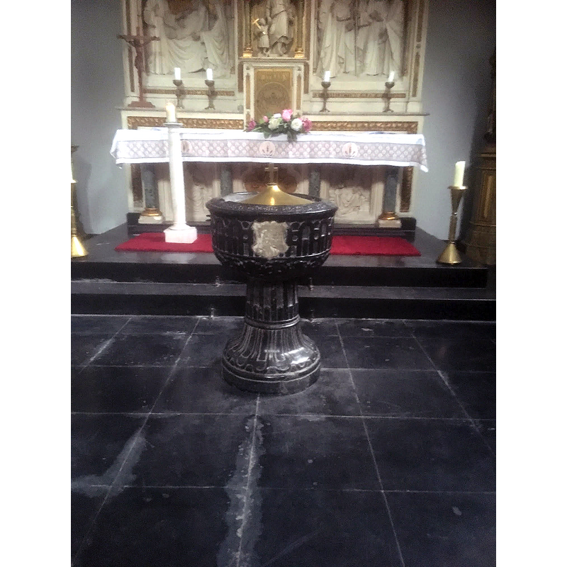 the 16thC font