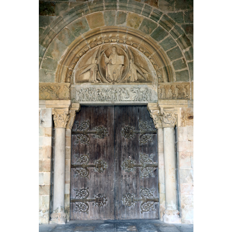 Source caption: "Perrecy-les-Forges - Eglise Saint-Pierre-et-Saint-Benoît"