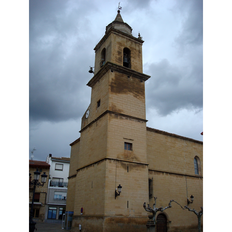 Source caption: "Lanciego"