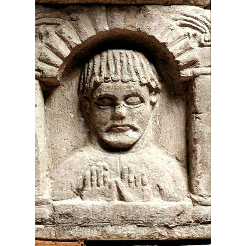Source caption: "fyrfoting med korsgloria (Agnus Dei ?)"
