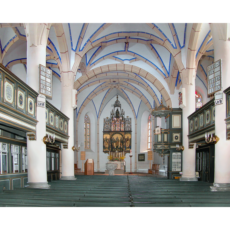 Source caption: "Dohna Markt Stadtkirche St Marien zum Altar" -- showing the baptismal font in the centre of the image