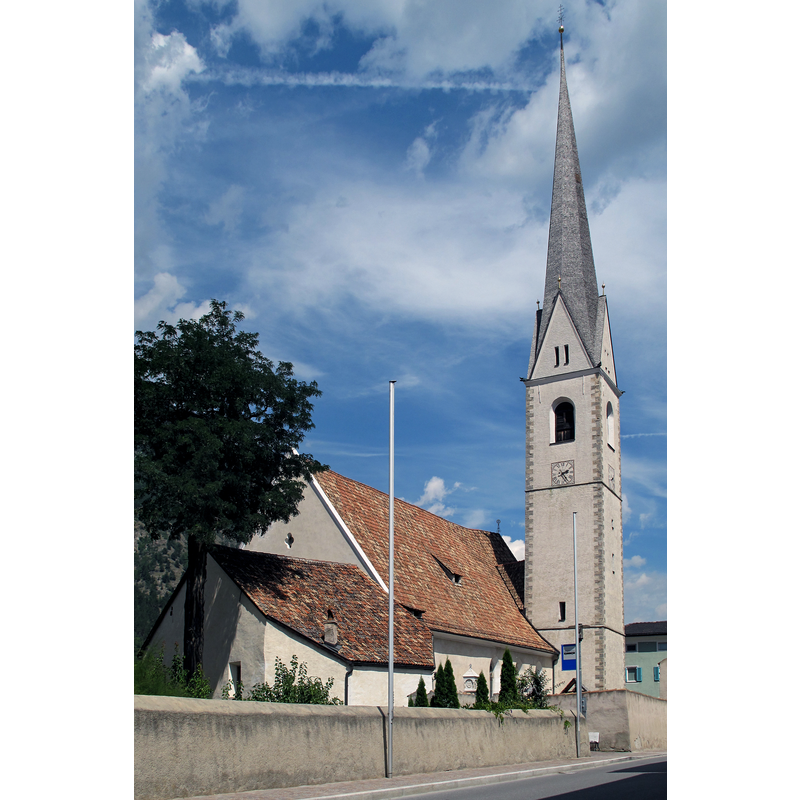 Source caption: "Latsch, Pfarrkirche St. Peter und Paul"