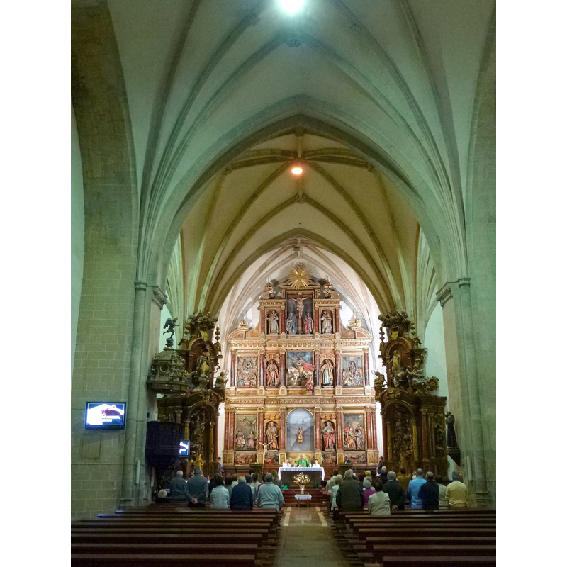 Source caption: "Zegama (Gipuzkoa) - Iglesia de San Martín de Tours"