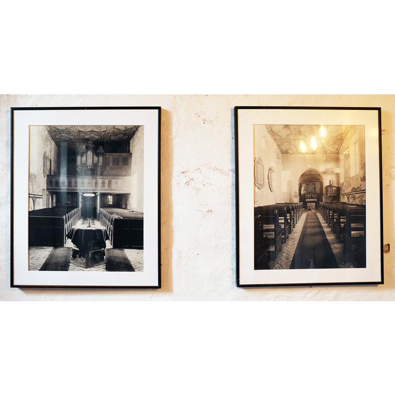 the photograph on the left shows the font in the foreground; the photograph on the right shows the font in the background