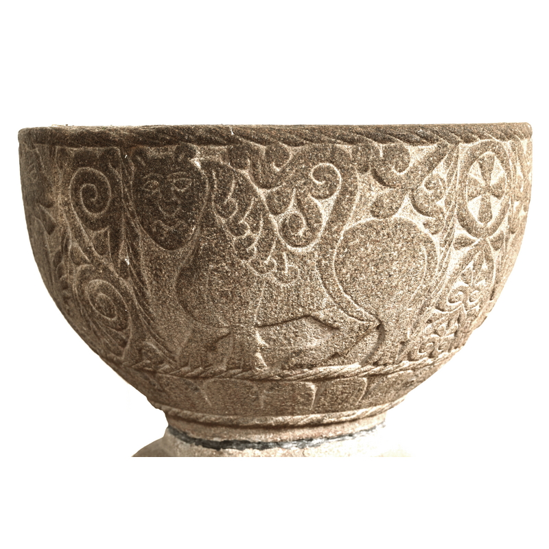 this one, from the second pair, also with a smile on its face, passant to the left