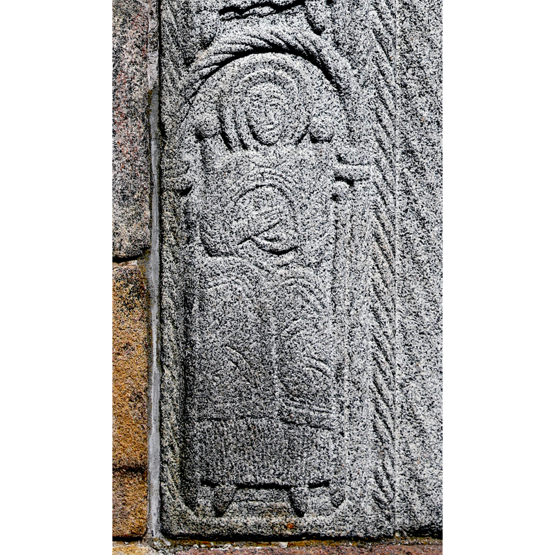 carvings by the Horder workshop