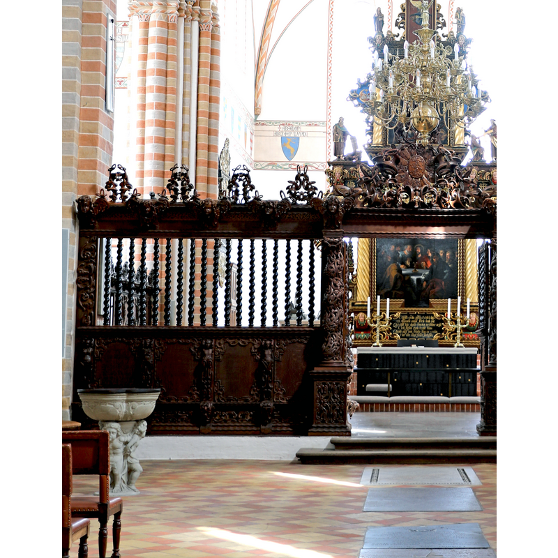 the 18thC(?) font in use