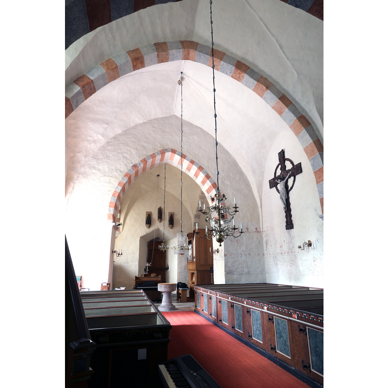 showing the font at the far end, across from the south door