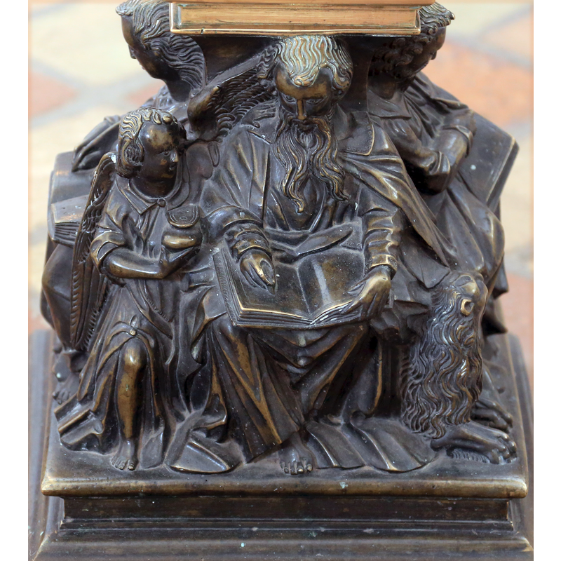 Source caption: "Baptismal font in St. Knuds church (the cathedral) in Odense, Denmark. Made by Bernt (Berent) Bodemann from Lübeck in 1620."