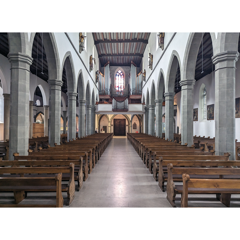 Source caption: "Katholische Pfarrkirche Liebfrauen Ravensburg, Baden-Württemberg, Deutschland"
