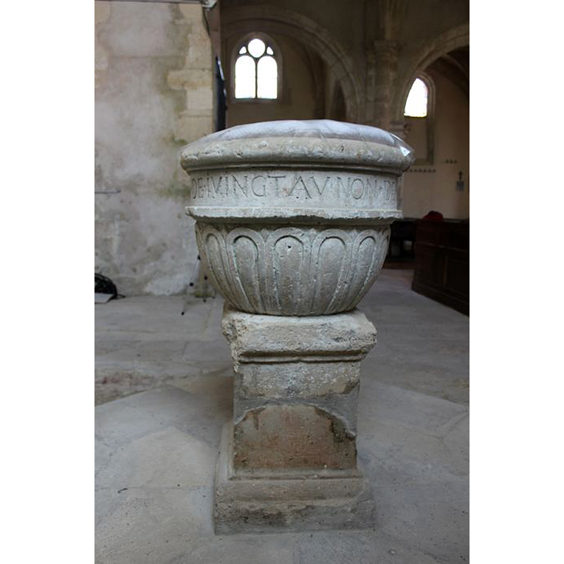 Source caption: "Autheuil-en-Valois. Eglise Saint-Martin. Fonts baptismaux, vue générale. 1569. 3e quart 16e siècle"
